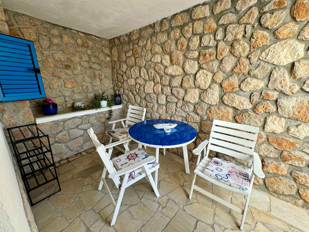 Ferienwohnung mit Terrasse und Meerblick