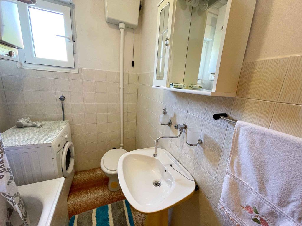 Ferienwohnung mit Balkon und Klimaanlage