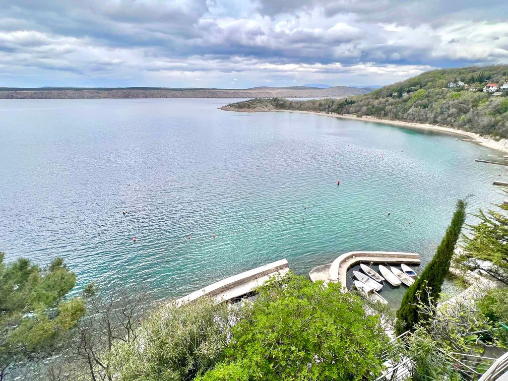 Ferienwohnung mit einen Balkon und Meerblick