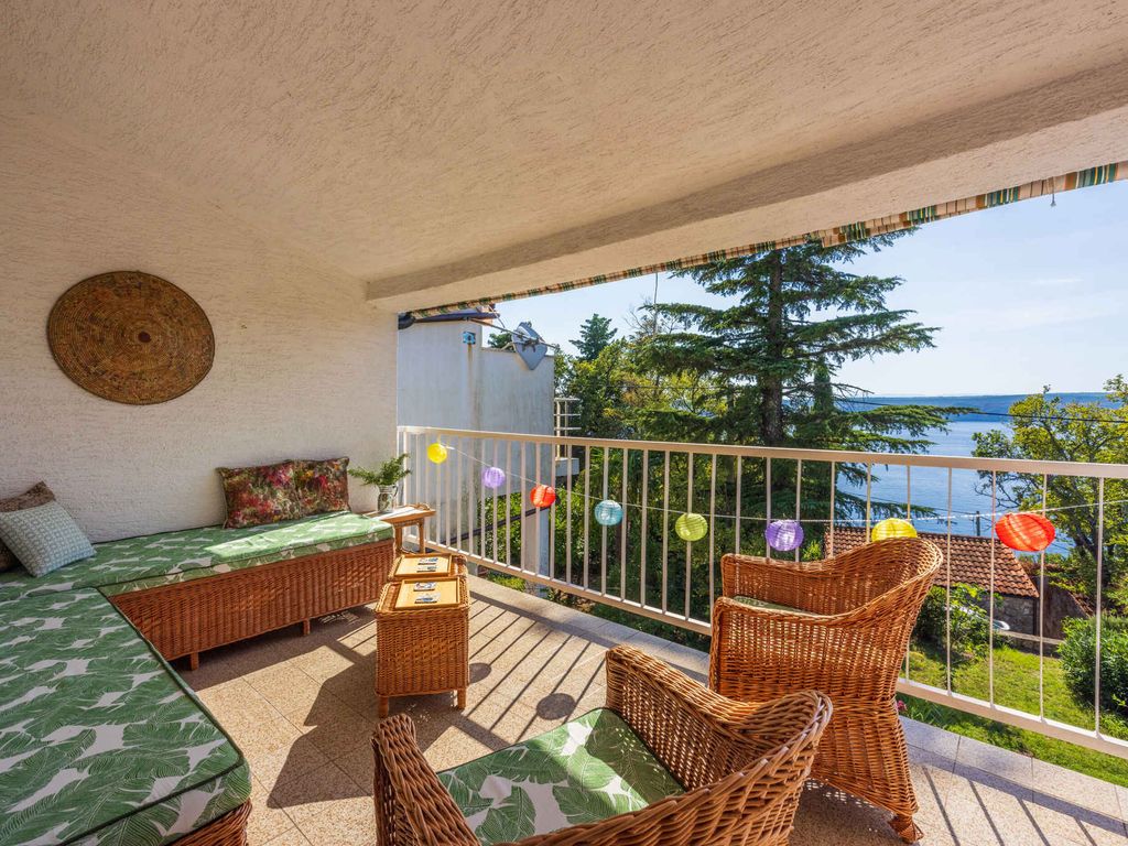 Ferienwohnung nahe am Meer mit einem schönen Balkon