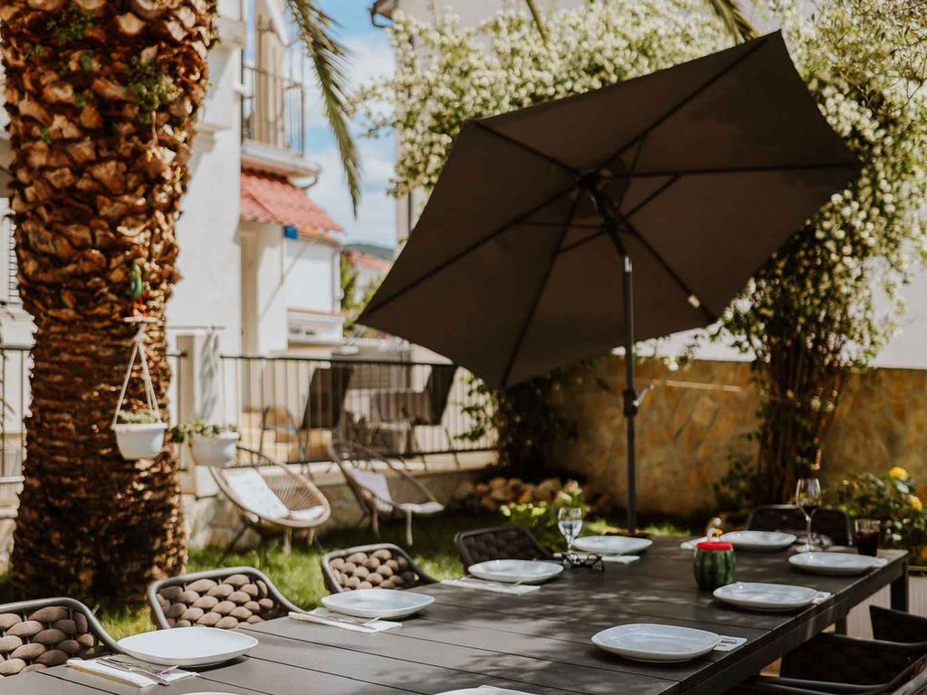 Ferienwohnung mit Terrasse und Grill