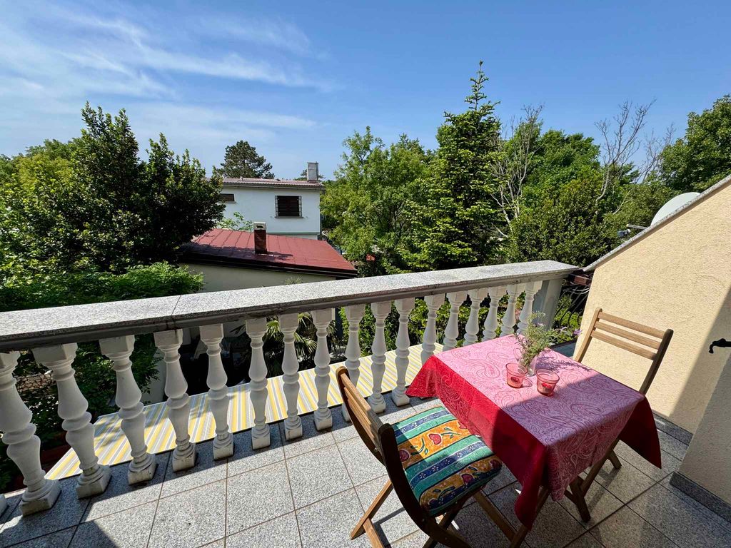 Ferienwohnung mit zwei Schlafzimmern und Garten