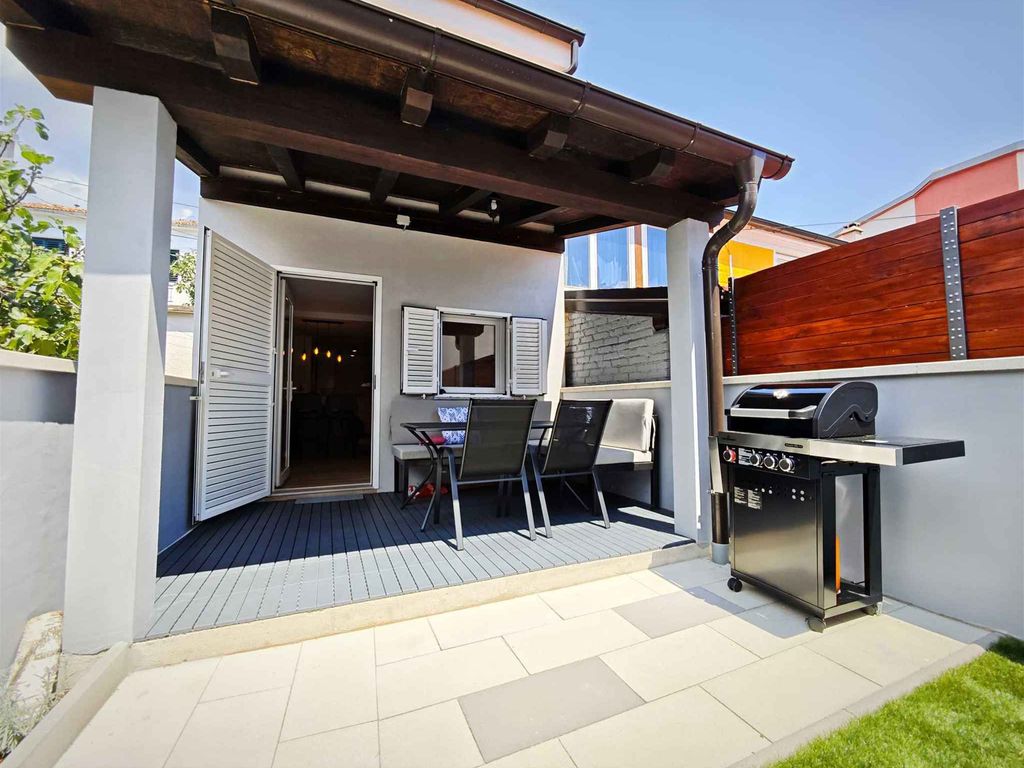 Ferienhaus mit Terrasse und zwei Schlafzimmern