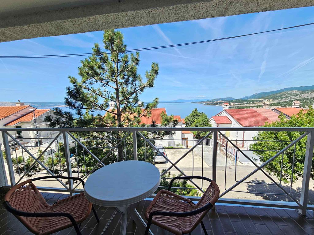 Ferienhaus auf 2 Etagen mit Balkon