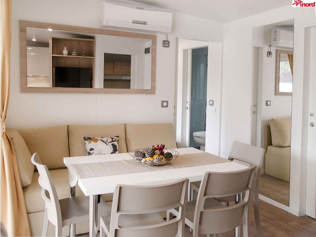 Mobilehome mit Klimaanlage und Pool