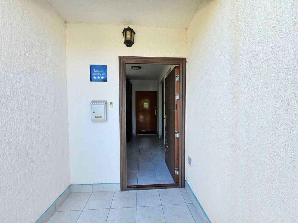 Ferienwohnung mit Balkon und Meerblick