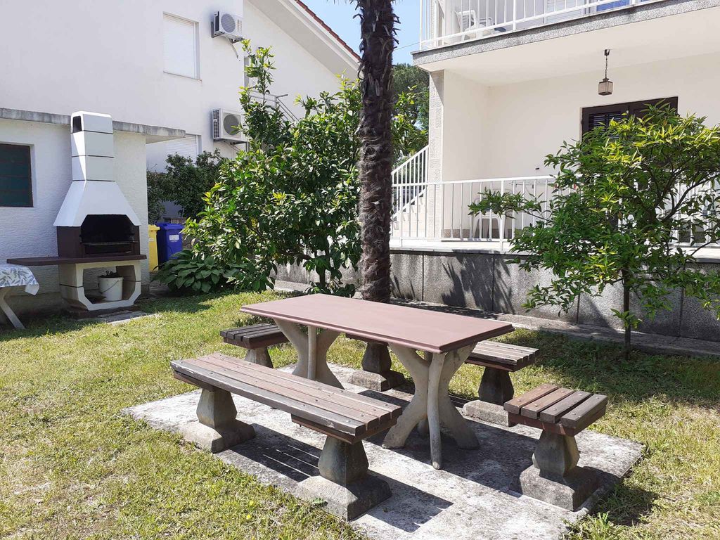 Ferienwohnung mit Terrasse