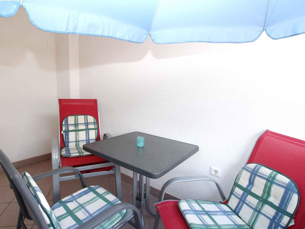 Ferienwohnung mit Klimaanlage und Balkon