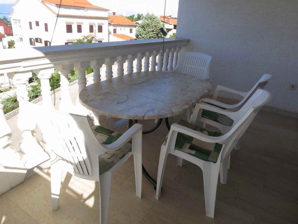 Ferienwohnung mit Klimaanlage und Balkon