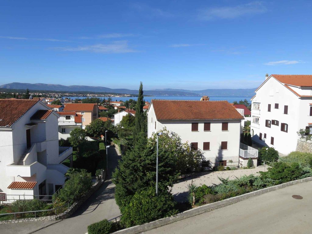 Ferienwohnung mit Klimaanlage und Balkon