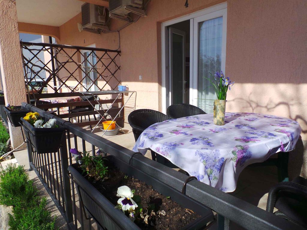 Ferienwohnung mit Terrasse und Klimaanlage