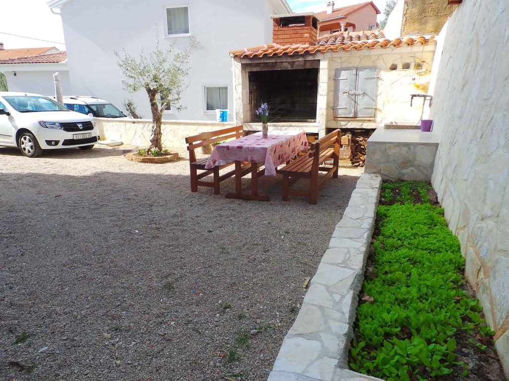 Ferienwohnung mit Terrasse und Klimaanlage