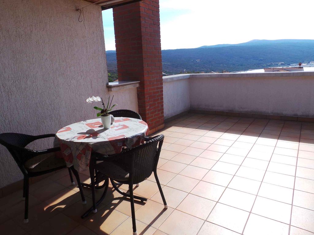 Studio mit Terrasse und Klimaanlage