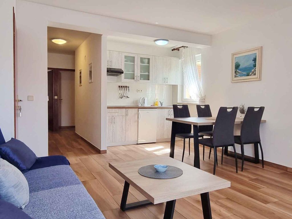Ferienwohnung mit Klimaanlage und Terrasse