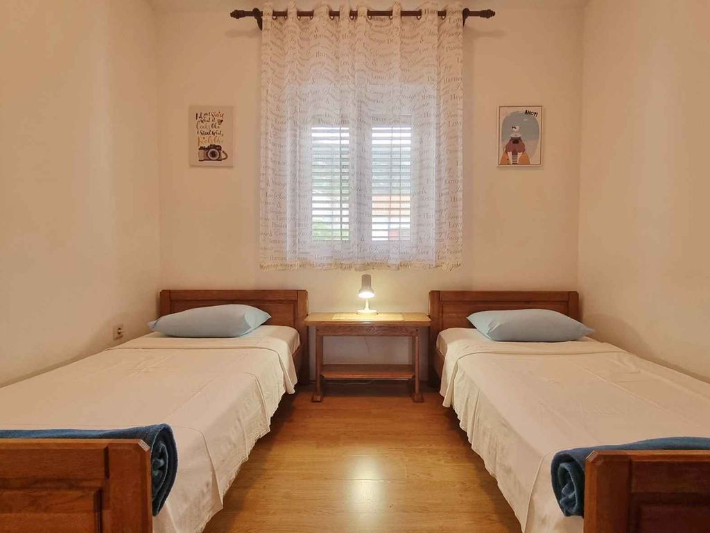 Ferienwohnung mit Balkon und Meerblick