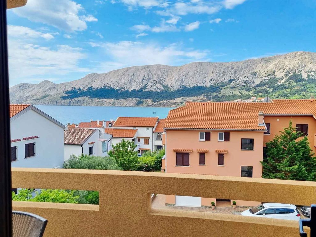 Ferienwohnung mit Balkon und Meerblick