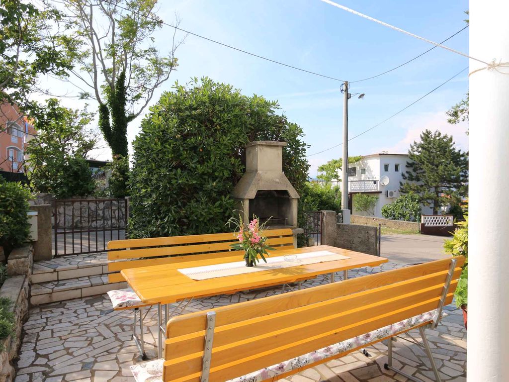Ferienwohnung mit Klimaanlage und Terrasse
