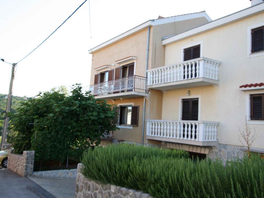 Ferienwohnung mit Klimaanlage und Balkon