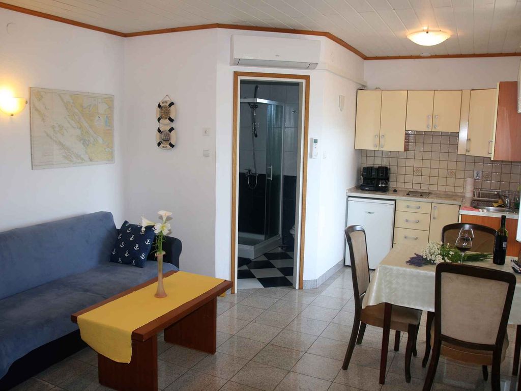 Ferienwohnung mit Klimaanlage und Meerblick
