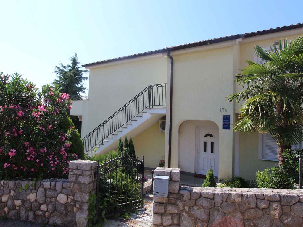 Bungalow mit Klimaanlage und Terrasse
