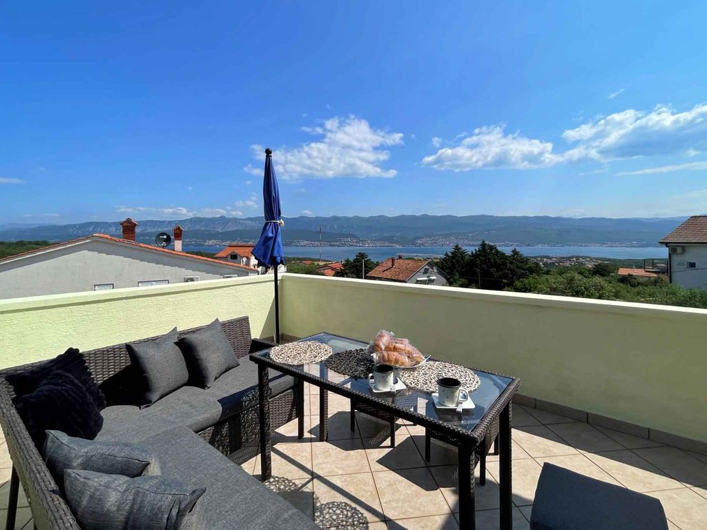 Ferienwohnung mit Balkon und Panoramablick
