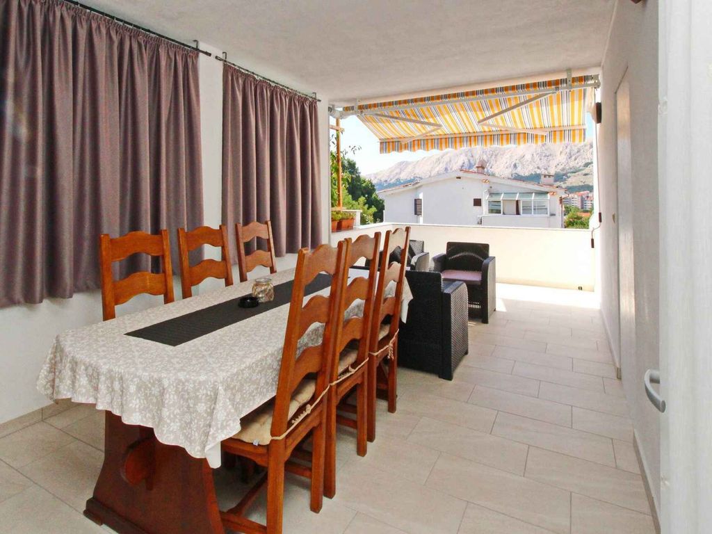 Ferienwohnung mit Balkon und Klimaanlage