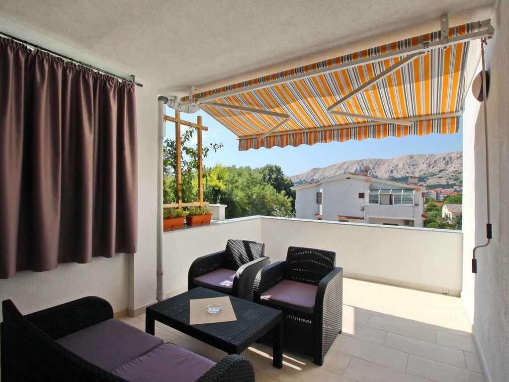 Ferienwohnung mit Balkon und Klimaanlage