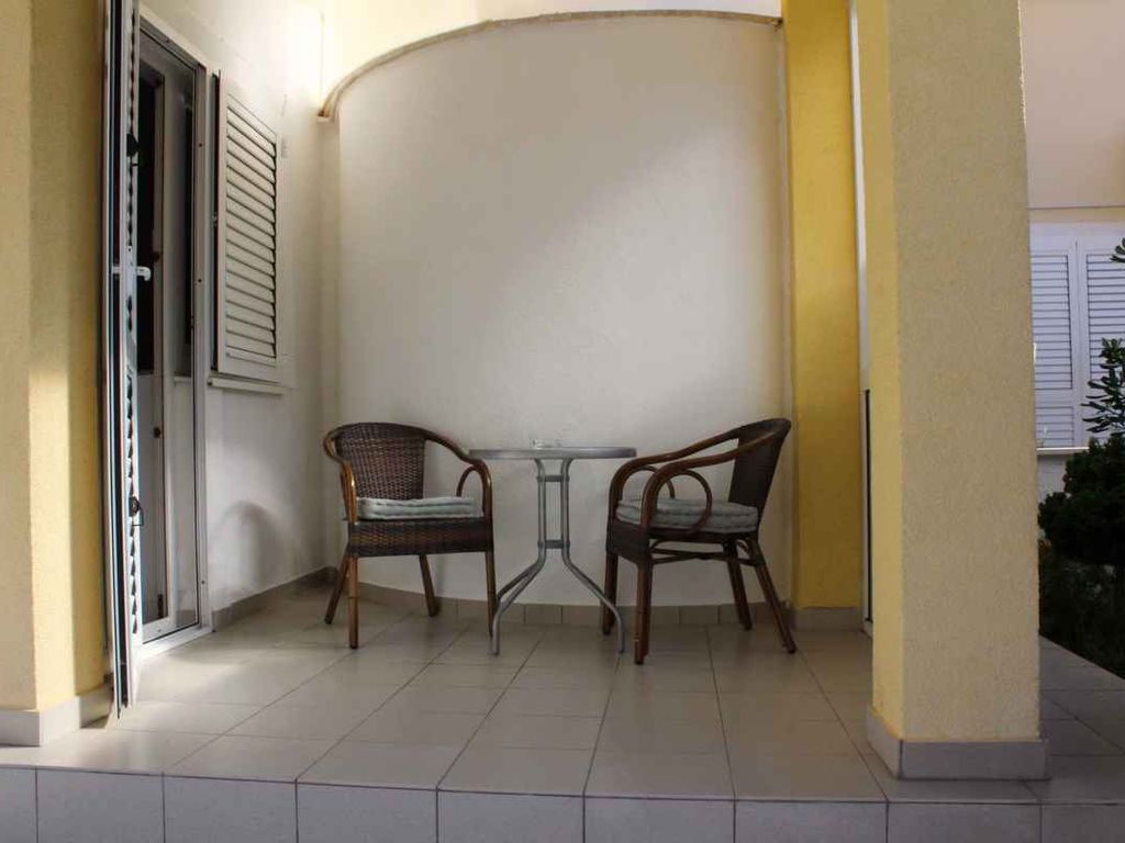 Studio mit Klimaanlage und Terrasse