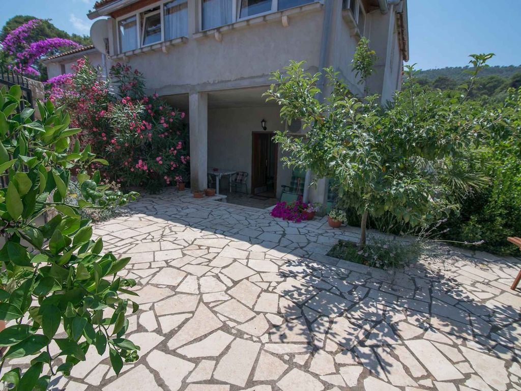 Ferienwohnung mit Terrasse und Klimaanlage