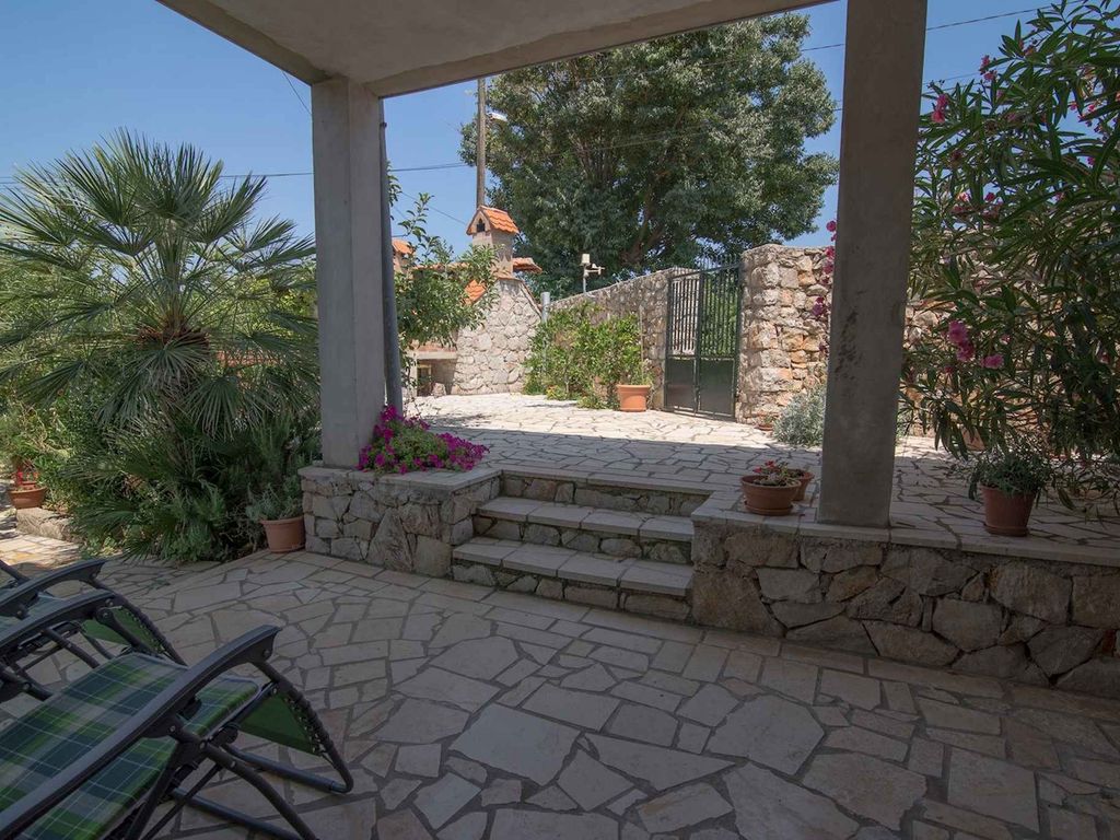 Ferienwohnung mit Terrasse und Klimaanlage