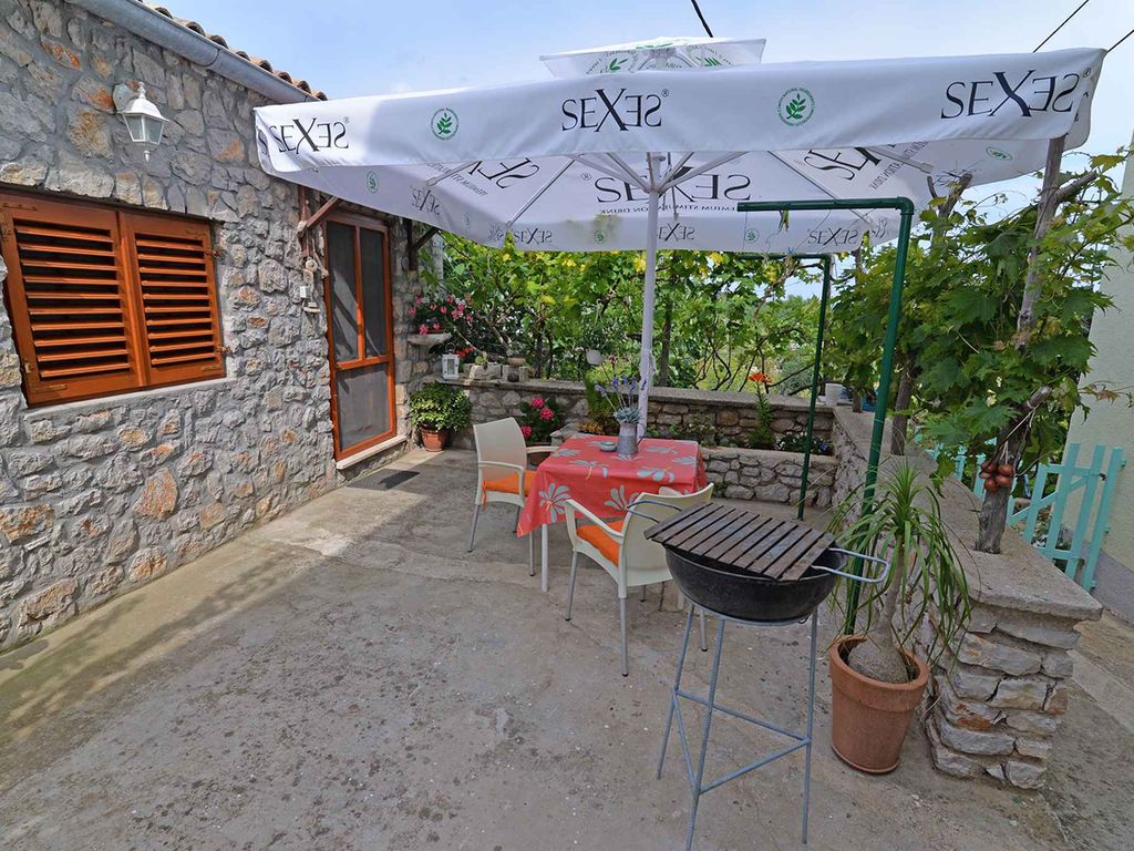 Studio mit Terrasse und Klimaanlage