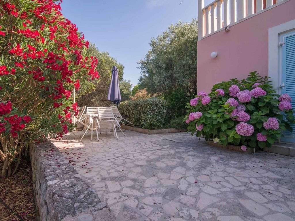 Ferienwohnung mit Terrasse und Klimaanlage