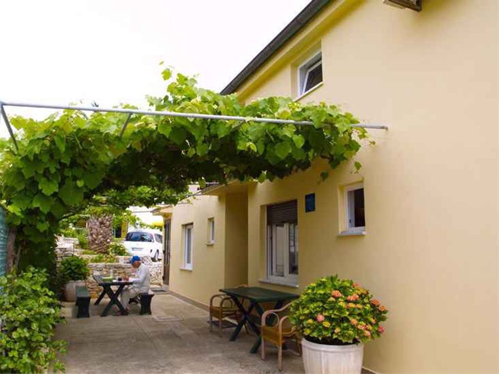 Ferienwohnung  s terasom