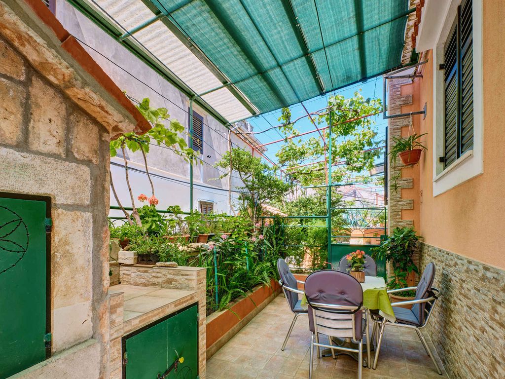 Ferienwohnung mit Klimaanlage und Terrasse