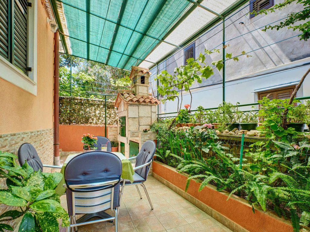 Ferienwohnung mit Klimaanlage und Terrasse