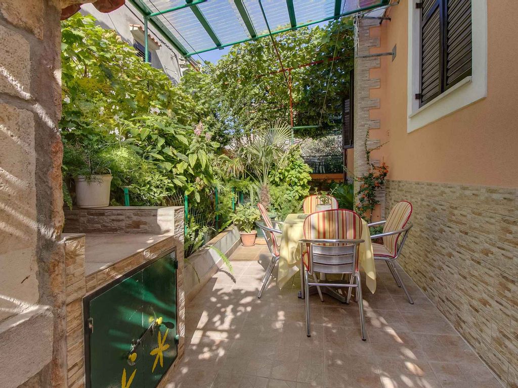 Ferienwohnung mit Klimaanlage und Terrasse