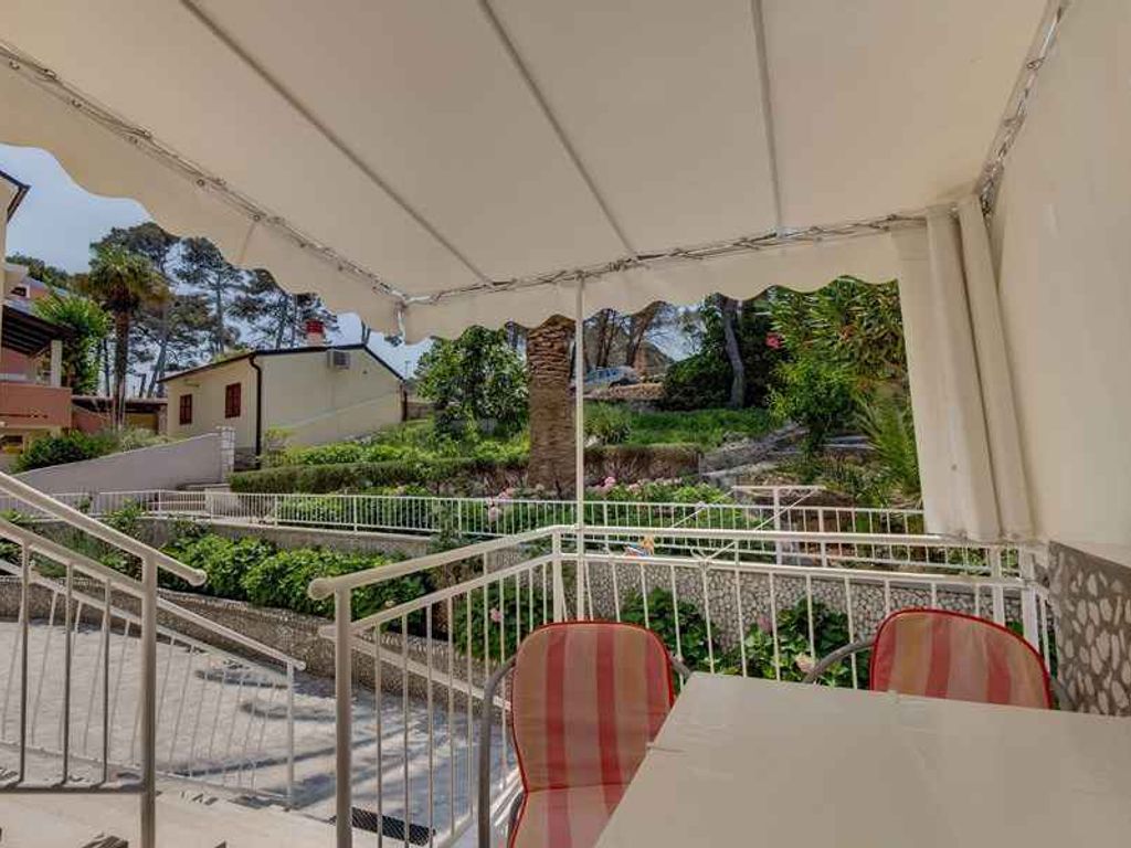 Ferienwohnung mit Terrasse