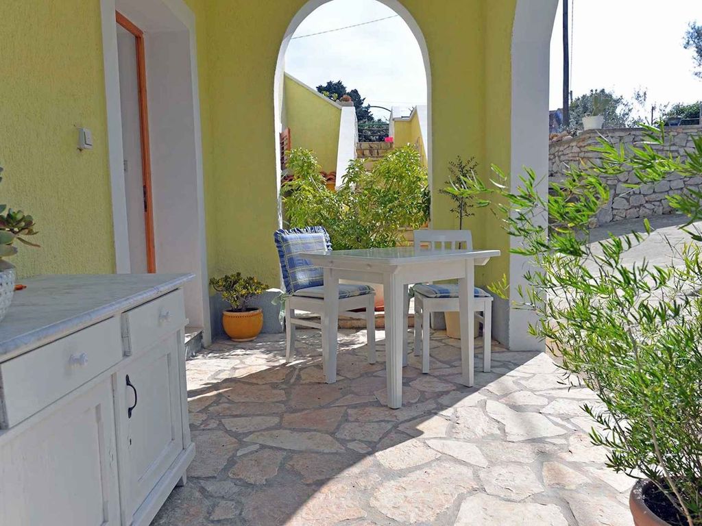 Studio mit Terrasse und Klimaanlage