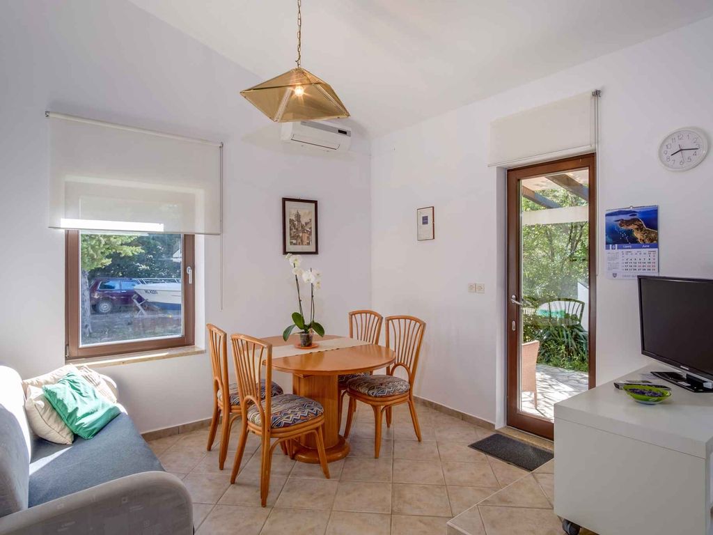 Ferienwohnung mit Terrasse und Klimaanlage
