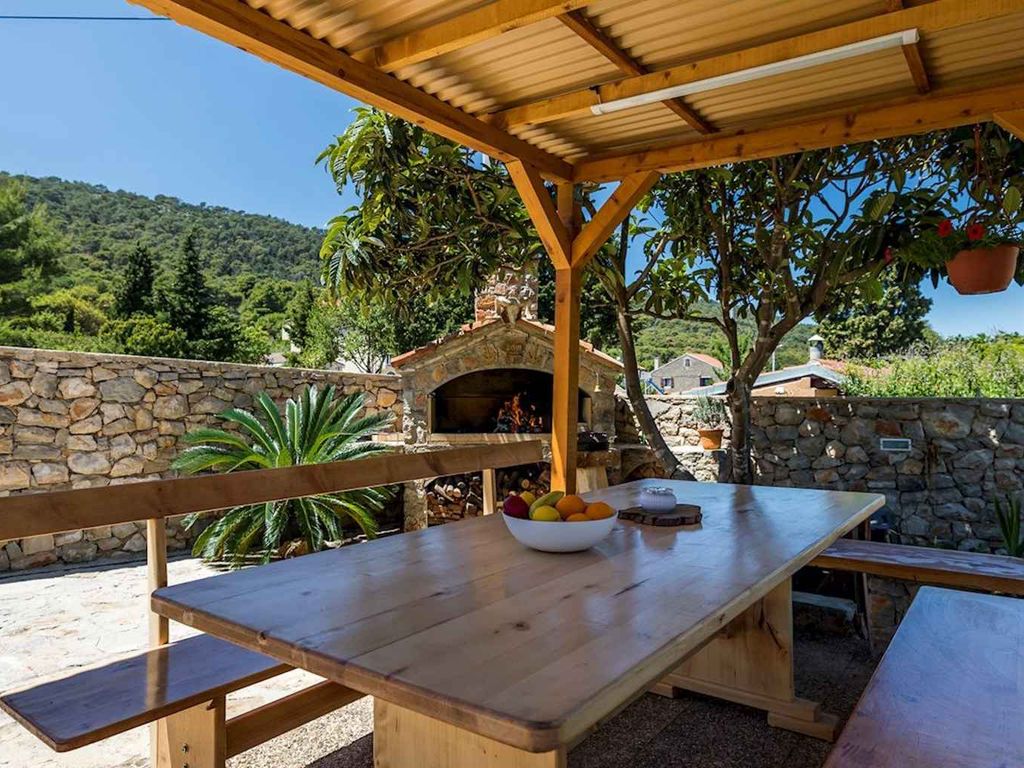 Ferienhaus mit Terrasse und Grill