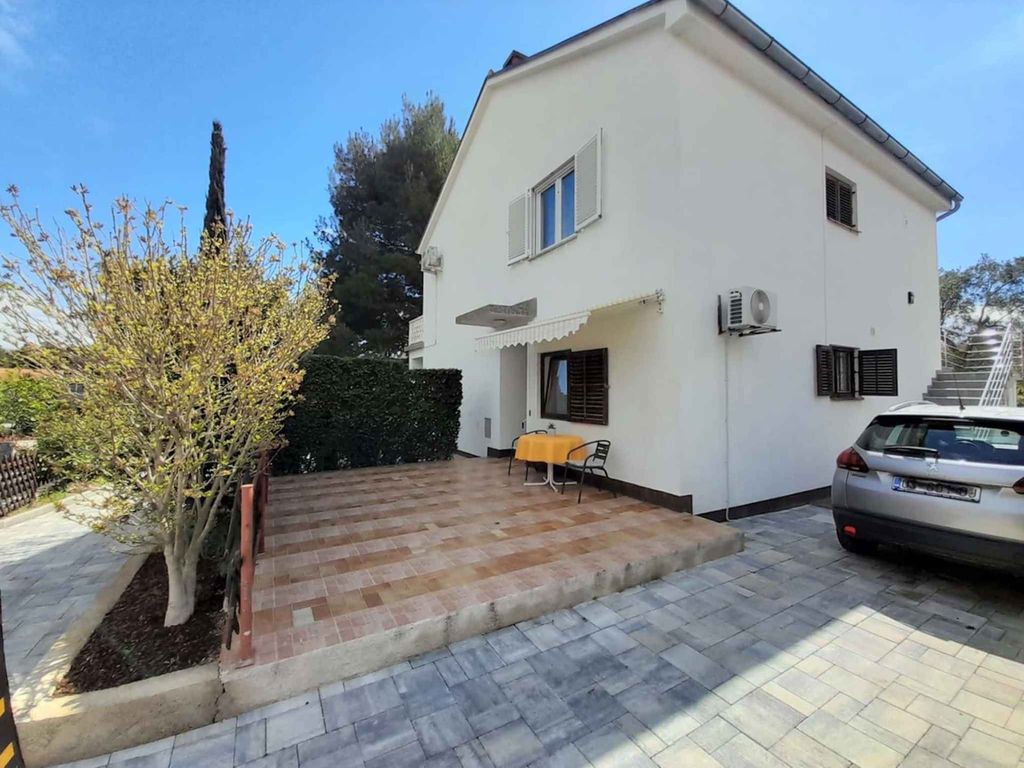 Studio mit Terrasse