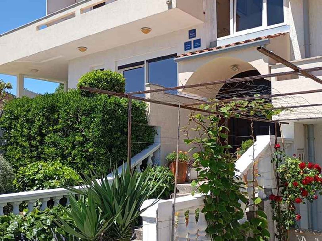 Ferienwohnung mit Balkon