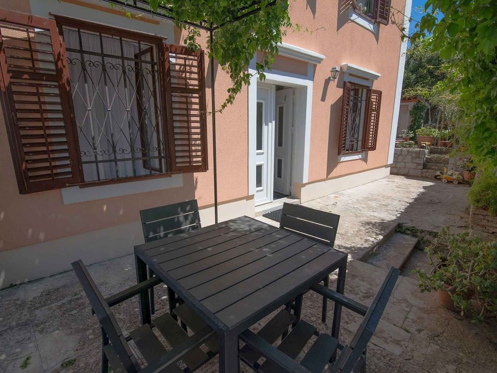Ferienwohnung Andjelka B4+1 Blue