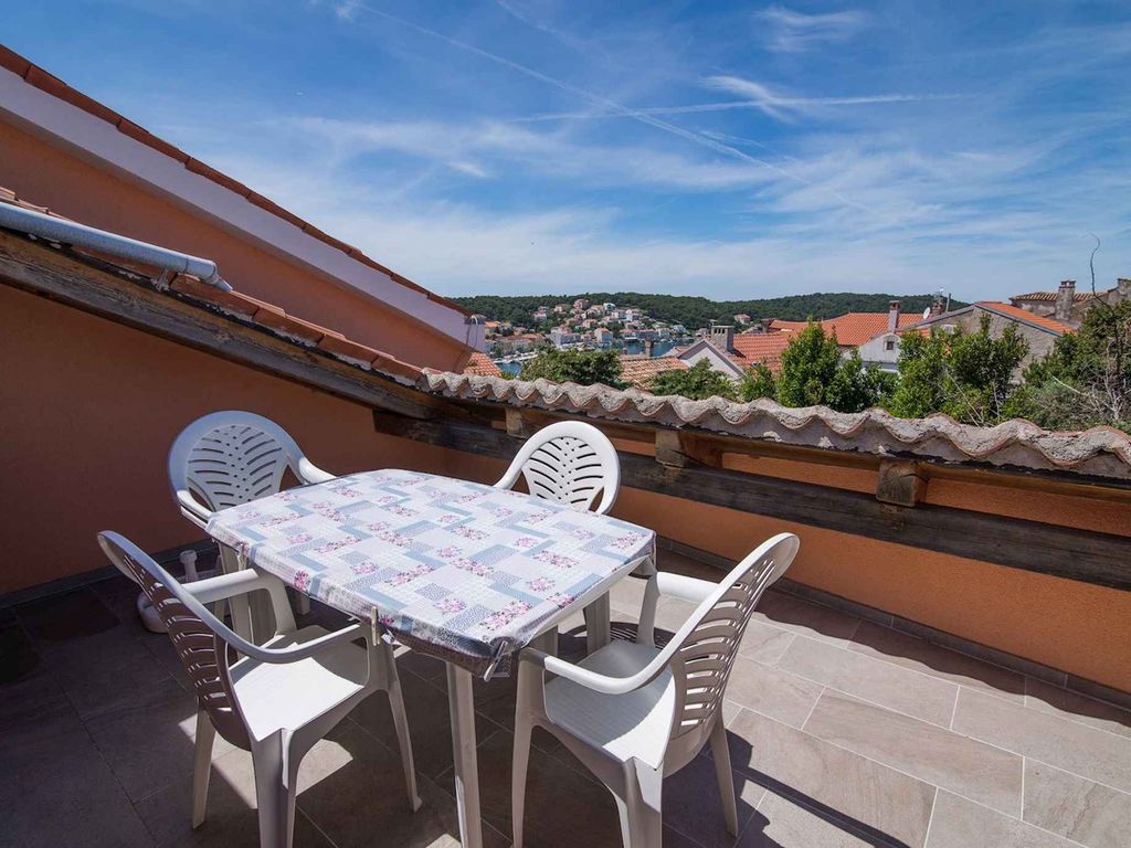 Ferienwohnung Andjelka B4+1- B Mansarda