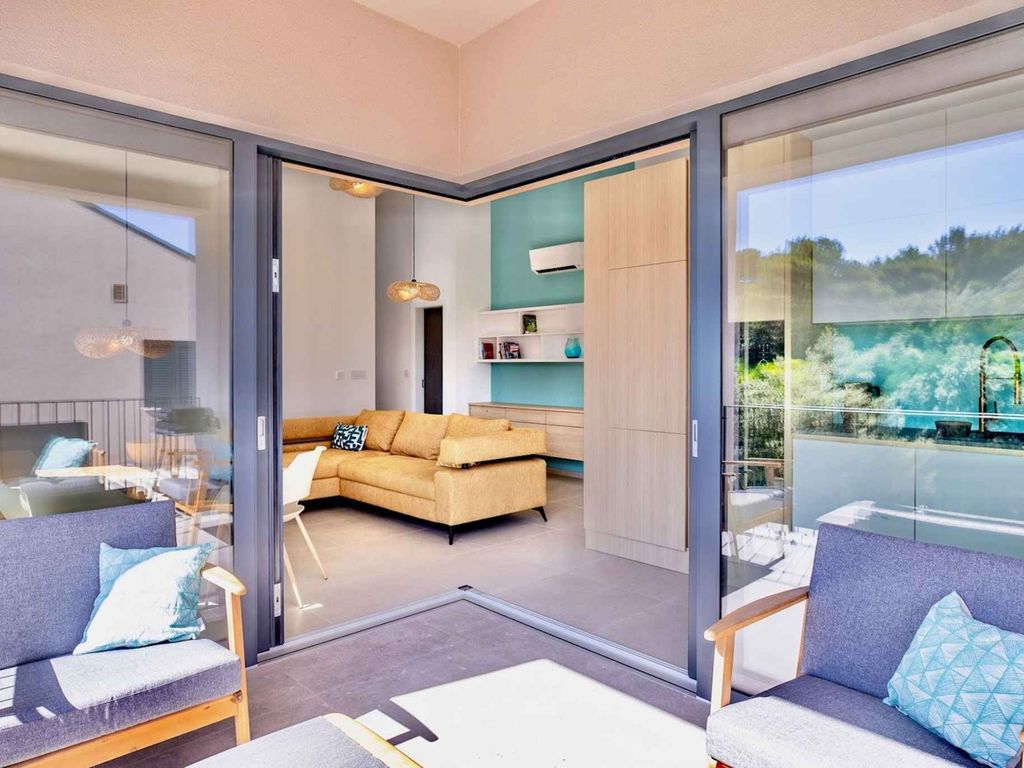 Ferienwohnung Azure Breeze Artatore