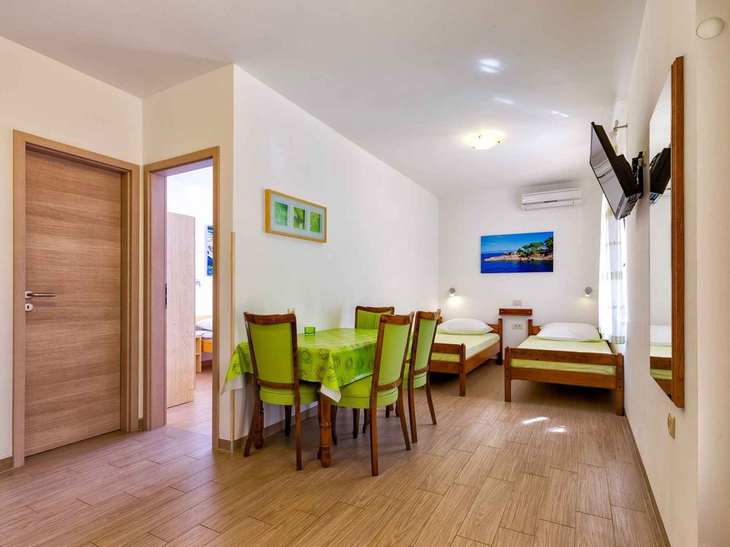Ferienwohnung mit Klimaanlage, Familienfreundlich, mit Parkplatz,