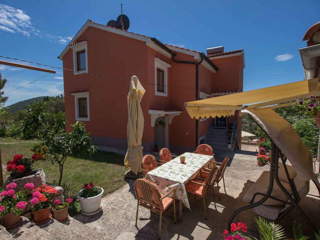 Ferienwohnung mit Balkon und Meerblick