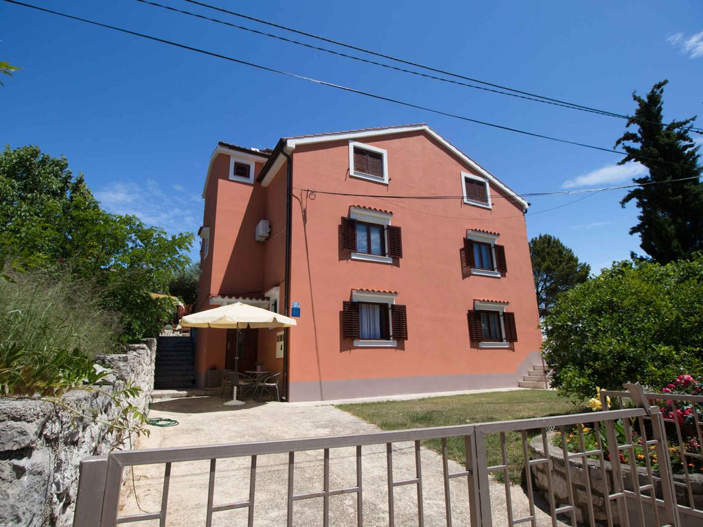 Ferienwohnung mit Balkon und Meerblick