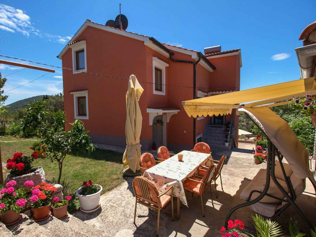 Ferienwohnung mit Balkon und Meerblick