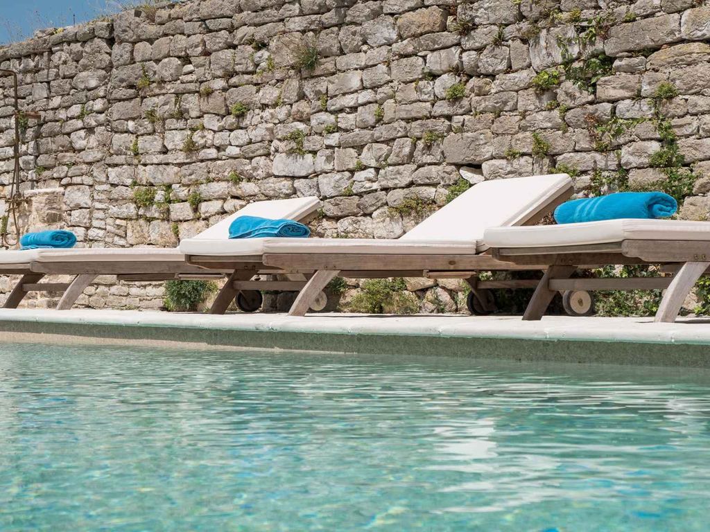 Villa mit Klimaanlage und Pool